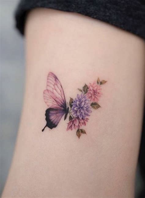 tatuaje mariposa con flores|tatuajes de mariposas significado.